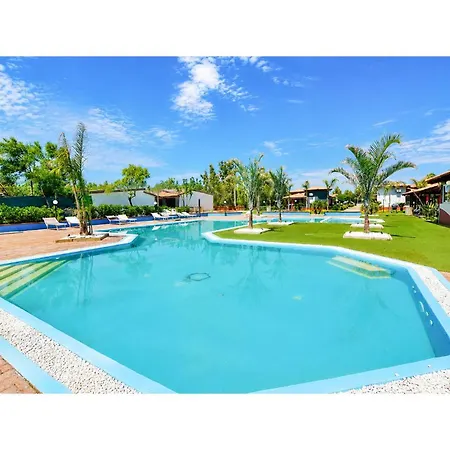 Сasa de vacaciones Cozy In Marina With Swimming Pool