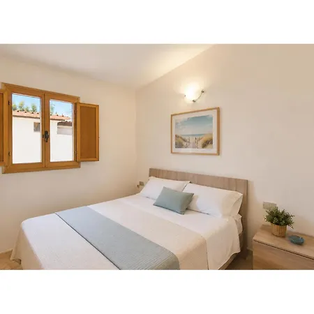 Cozy In Marina With Swimming Pool *